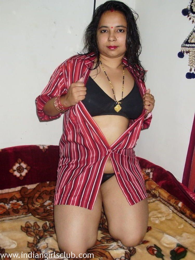 Showboat reccomend indian boobs saree pics strip