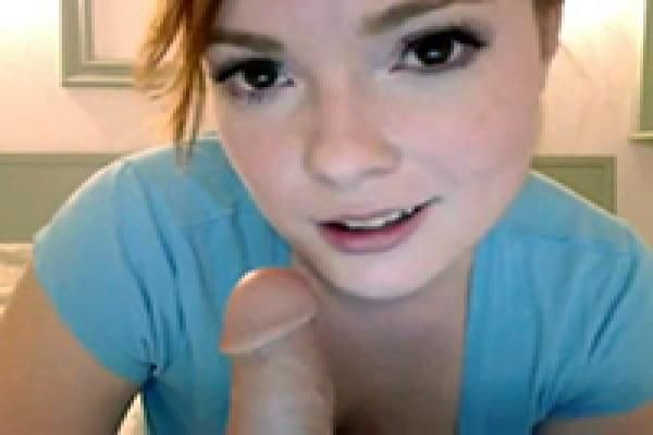 AK47 reccomend girl gives webcam
