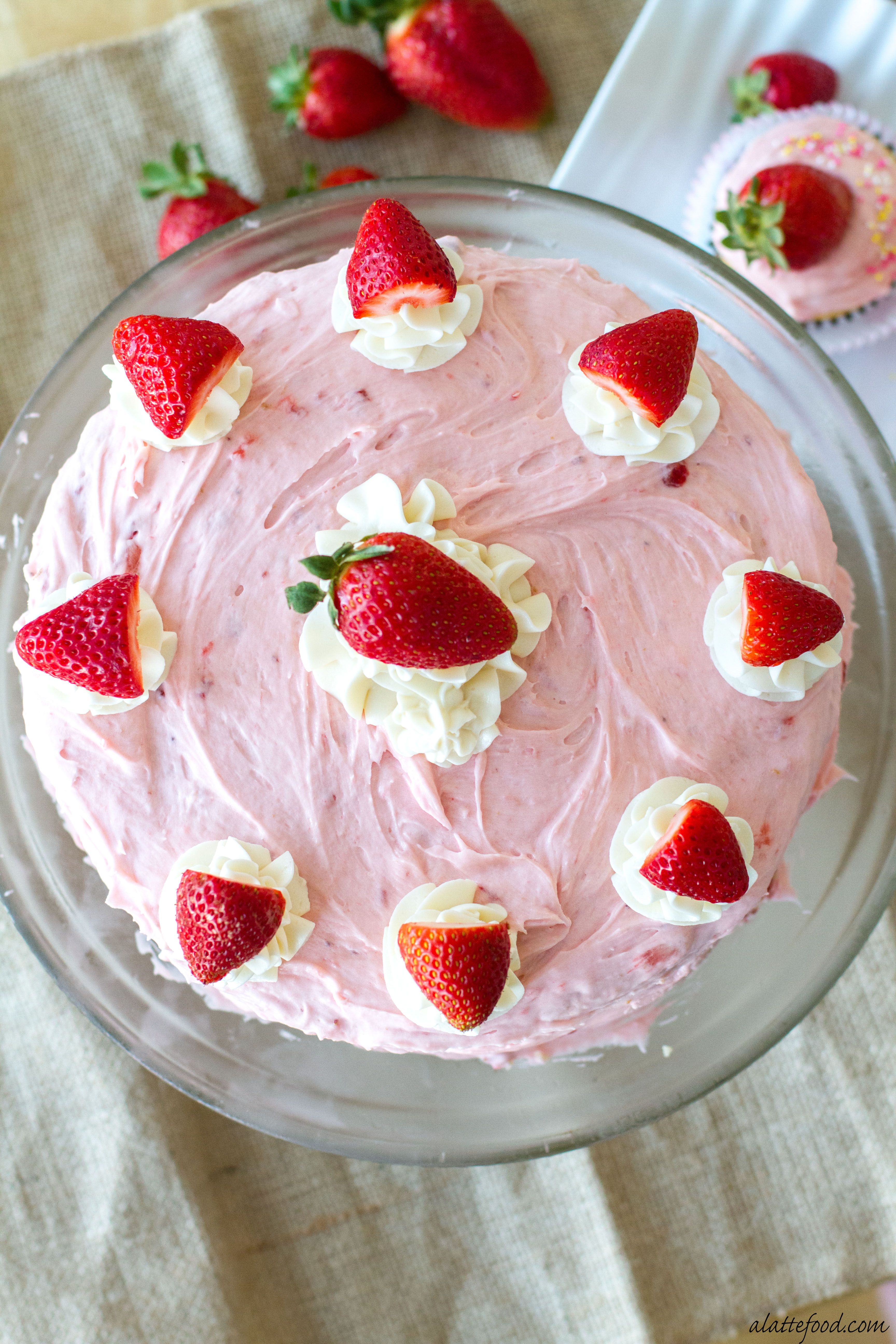 best of Cakes strawberry