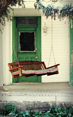 Adult outside swings that are sleepers