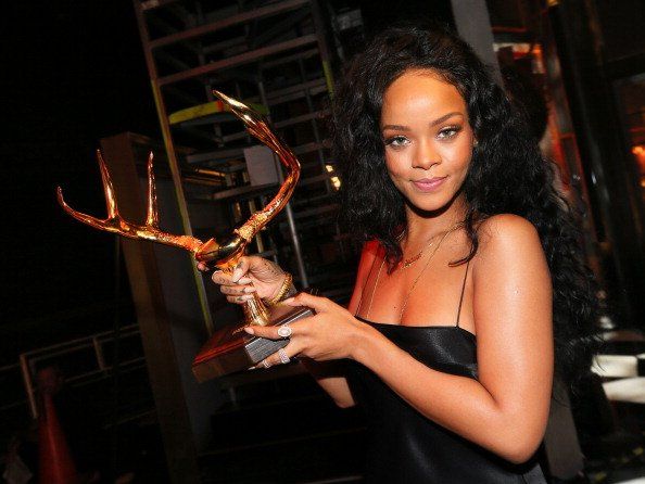 Fresh reccomend Rihanna most desirable woman